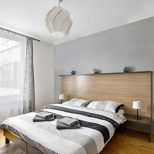 aparthotel-angel.praguehotelsweb.com/