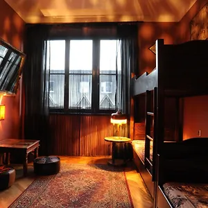 Hostal Deco